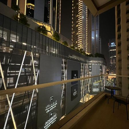 Downtown Holiday'S - 1 Min To Dubai Mall & Burj Khalifa Vandrehjem Eksteriør billede